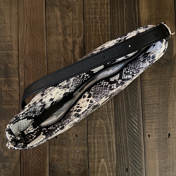 Marc Jacobs Leather Snakeskin Shoulder Bag NWT - Picture 6 of 9